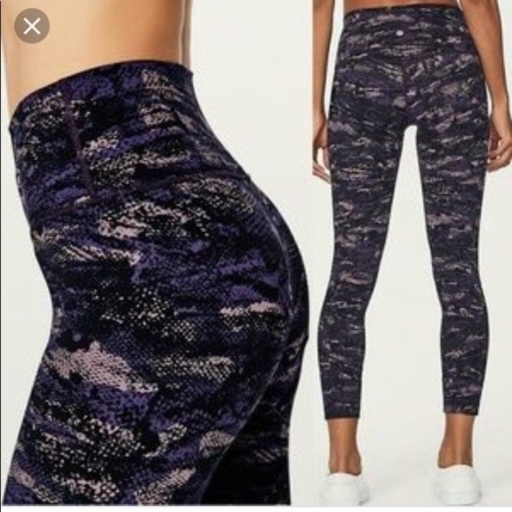 **SOLD** 🍋 LULULEMON ALIGNS LEGGINGS Size 8, 25”